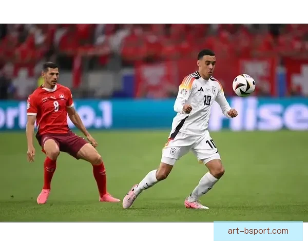 拜仁确认穆西亚拉因臀部伤势将无缘本次国家队比赛